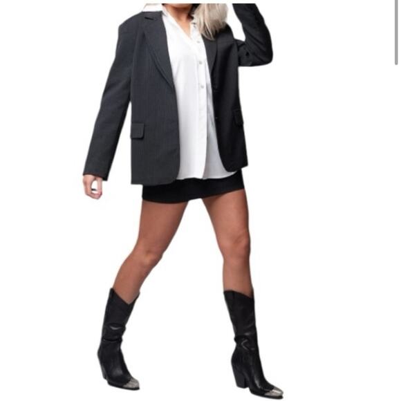 Moon River Gray Striped Blazer Medium Retails $168 - Picture 7 of 10